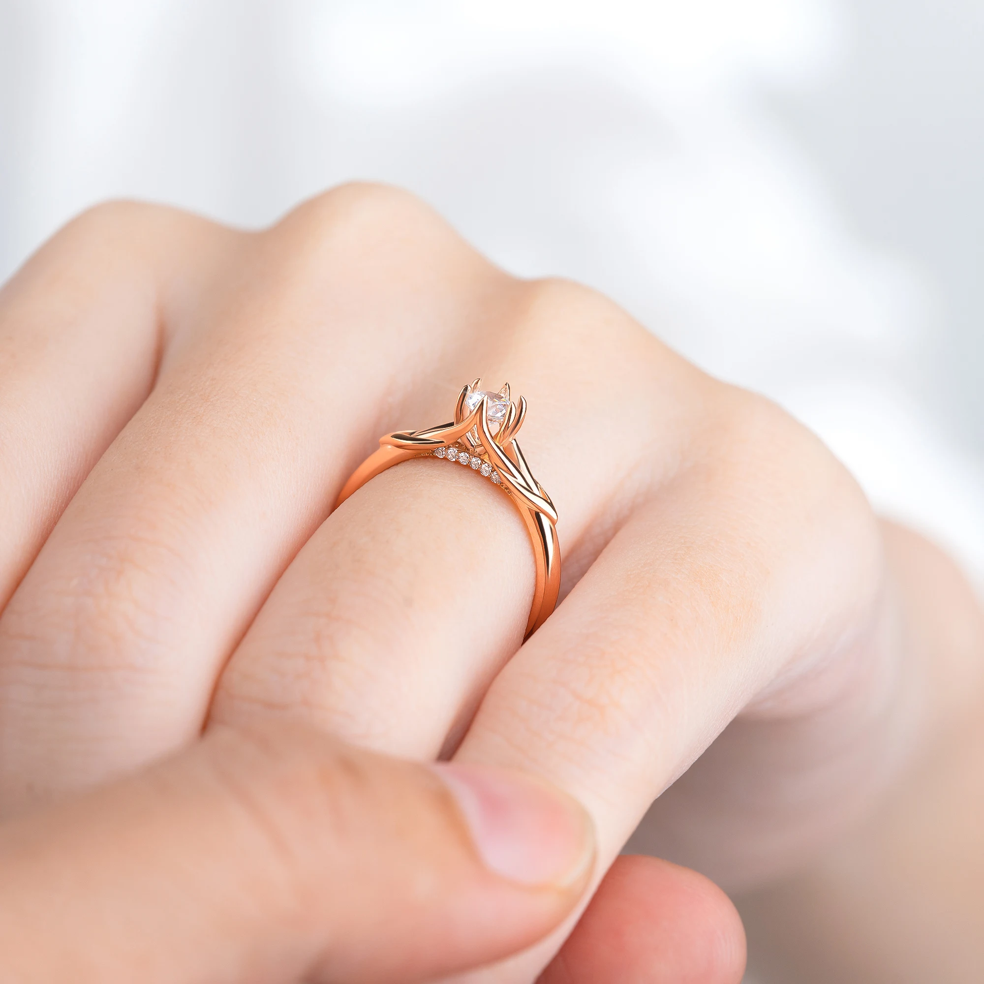 Nhẫn đính hôn Kim cương Solitaire The Only NCH1409 6